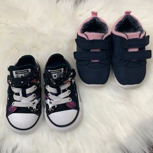 BUNDLE CONVERSE CARTER’S SIZE 4